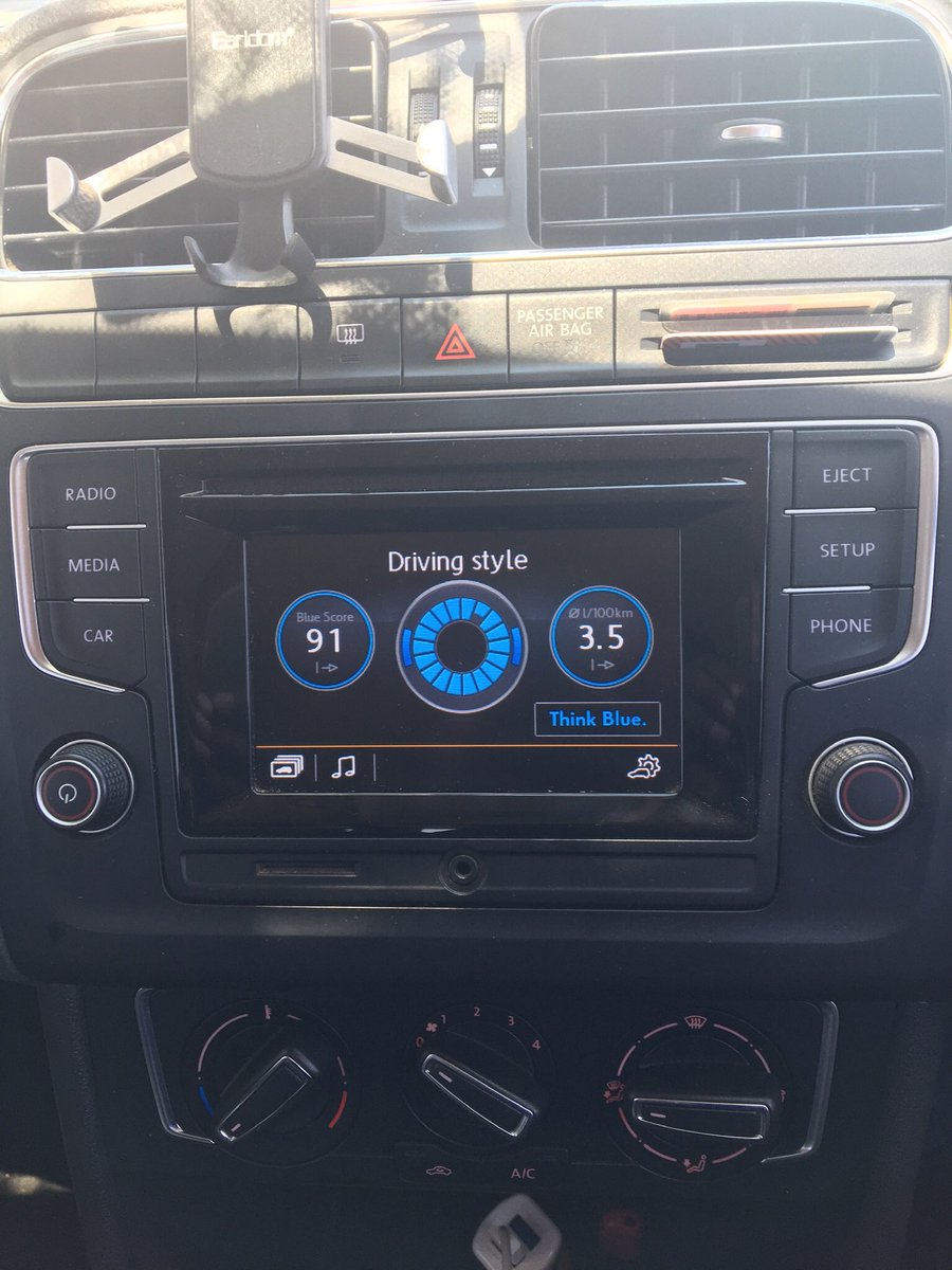 At least someone tweet media