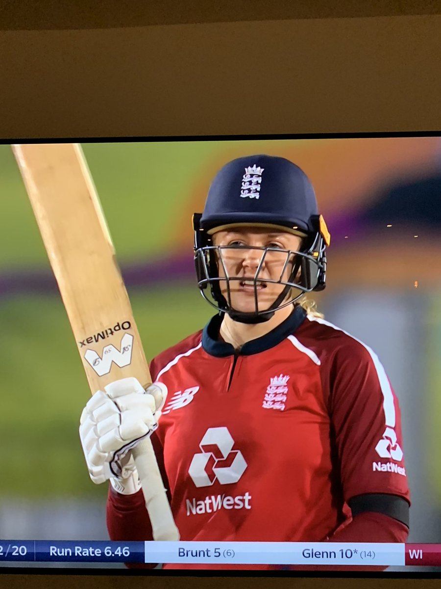 Andy59Mitchell's tweet photo. @englandcricket @Heatherknight55 Well done girls especially @Lg3Sarah sponsored by @owzatcricket and user of our bats pads and gloves #teamoptimax
#localgirldonegood
@DenbyCC https://t.co/RvvI3U9ply