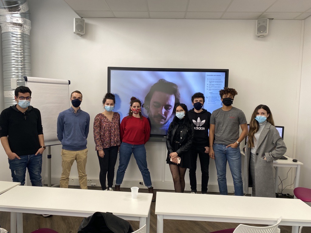 Nous avons fini sur une belle note hier. 🥳 On a eu la chance de rencontrer Guillaume Paille, IT transformation manager chez le groupe Rocher, qui nous a permis d’en savoir plus sur son parcours professionnel, ainsi que la culture et les valeurs du groupe.#Motivation #bio #beauty