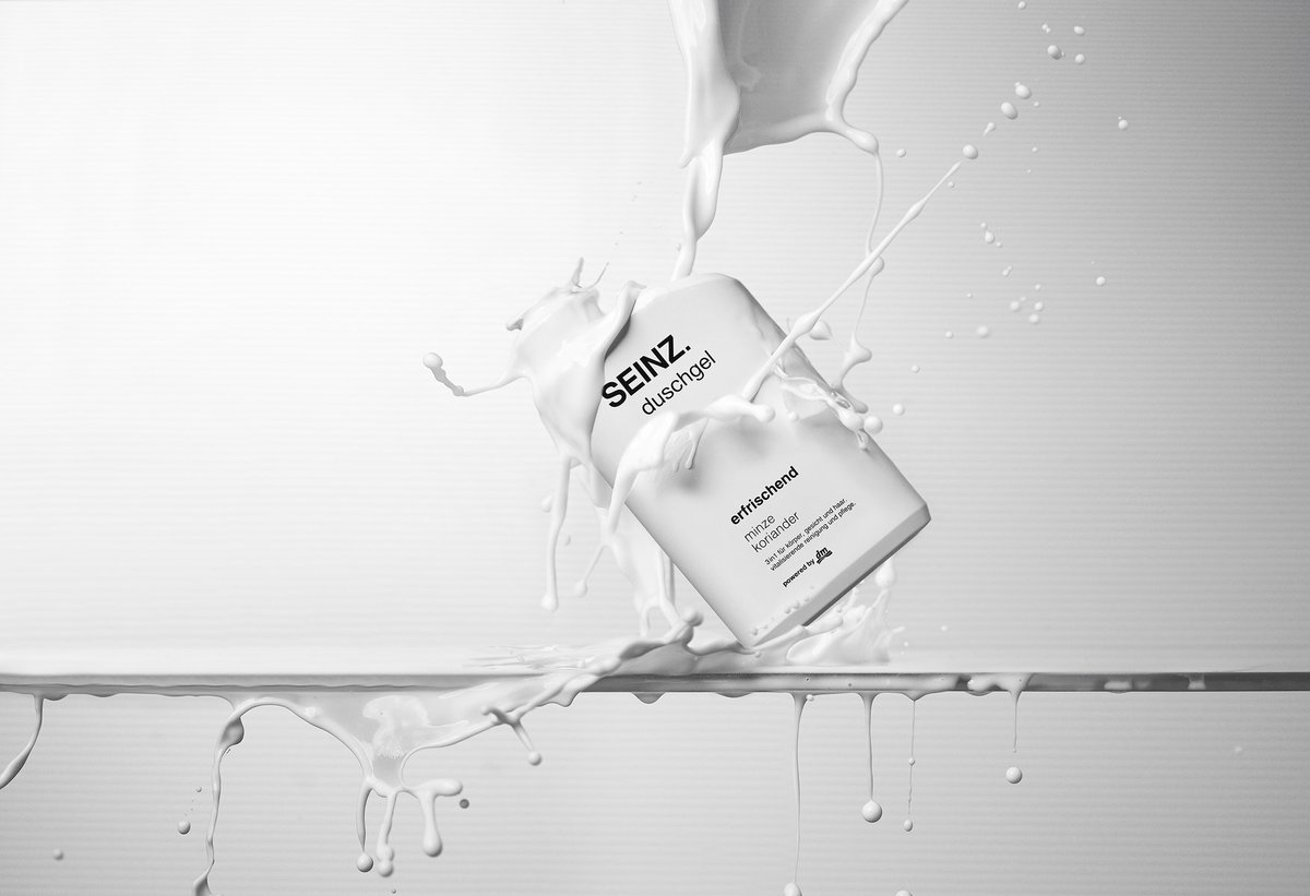 LIQUID_HAMBURG's tweet photo. Produktfotograf | Produktfotografie - LIQUID STUDIO Hamburg - Fotografen: Löschke &amp; Schöne https://t.co/kkXfoNgnCU