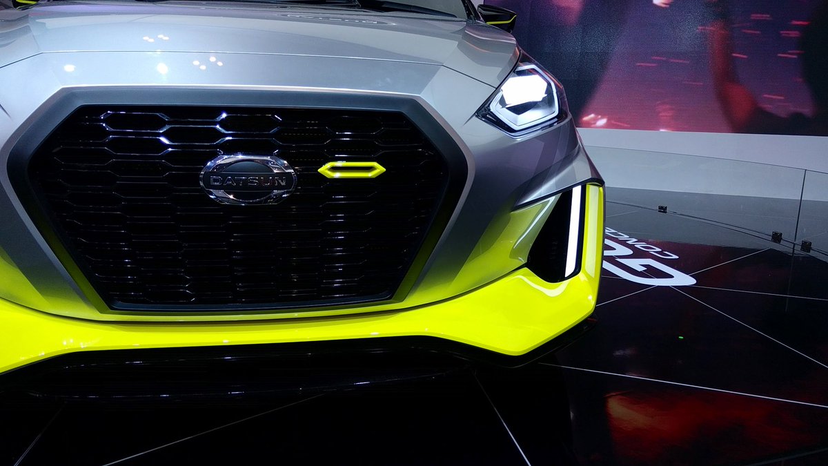 osakaautomesse's tweet photo. ナッ∑(゚Д゚)ナンダッテ⁉️
令和3年3月3日🗓🤔
#DATSUN の日(〃ω〃)シランケド
#GIIAS2017 🇮🇩で見かけた #DatsunGO 🚗おいときます٩( ᐛ )و https://t.co/PodUN7U6ar