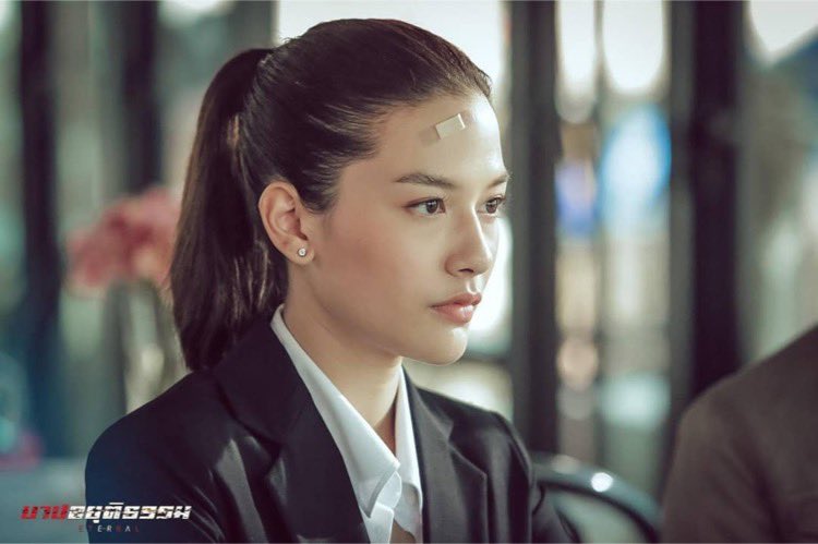 somrak37223766's tweet photo. เธอว่าทีเซอร์ #บาปอยุติธรรม ผู้ชายเค้าดิบๆ ดุๆ เนอะ หึหึ ในเรื่องสาวๆ ก็ไม่แผ่วจ้ะ #บาปอยุติธรรม #Eternal 22 มีนาคมนี้ #MakerK #MakerFamily ภาพโดย #PRMaker #ช่อง3กด33 https://t.co/9N6ZiWFdu6