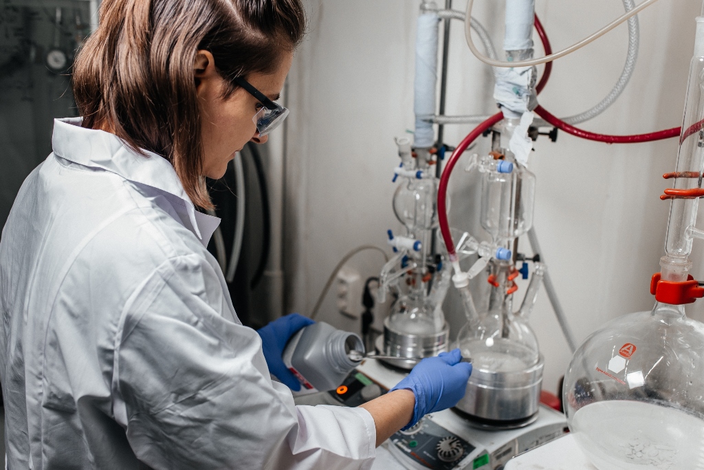 TPUnews_en's tweet photo. TPU scientists will develop artificial blood vessels and new compounds of chlorine and bromine under the sponsorship of the Russian Science Foundation
Learn more here: https://t.co/zq453V0Orb
#tpu #artificialbloodvessels #chlorine #bromine #newcompounds #RSF https://t.co/dG3mOZiQK6
