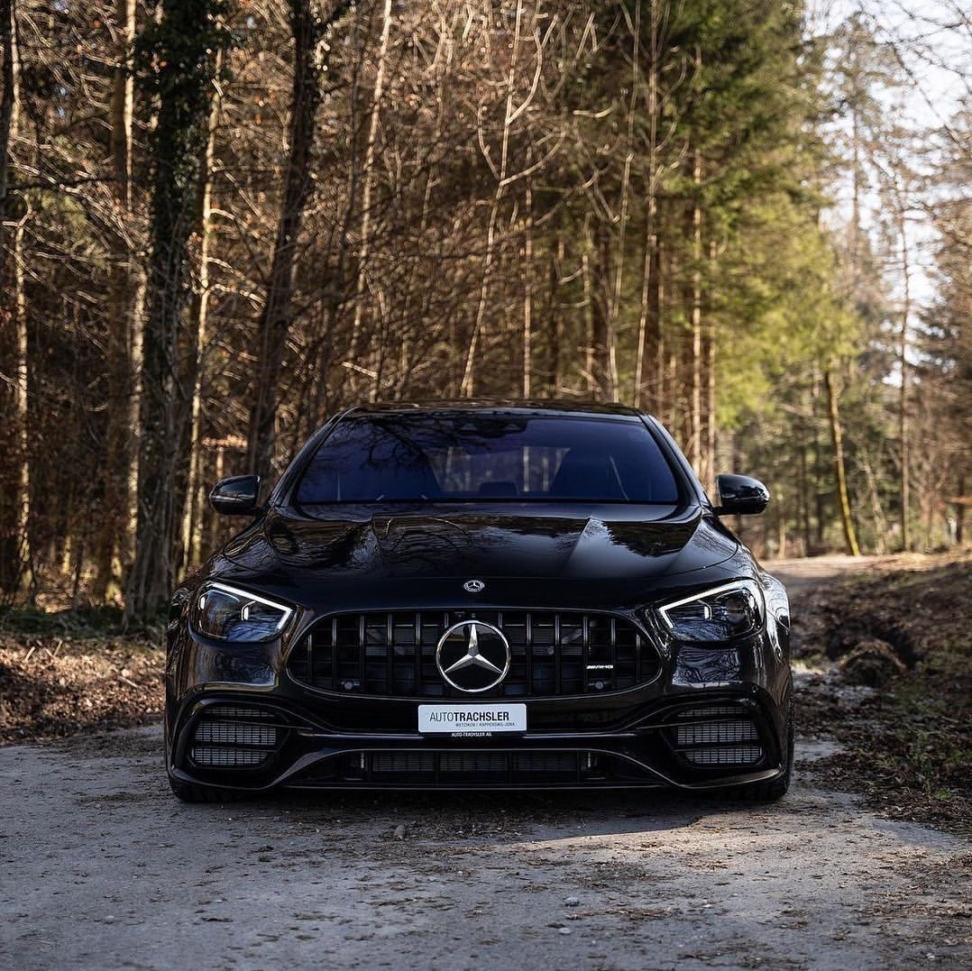 carpxrnpicx's tweet photo. 612HP E63s AMG https://t.co/1T2zF8RQop