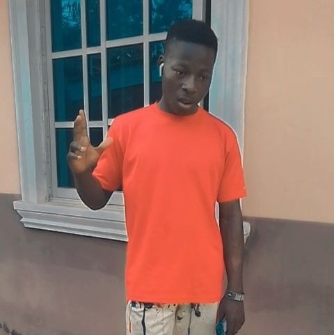 EmmenAd's tweet photo. #NewProfilePic https://t.co/CXbNCikqag