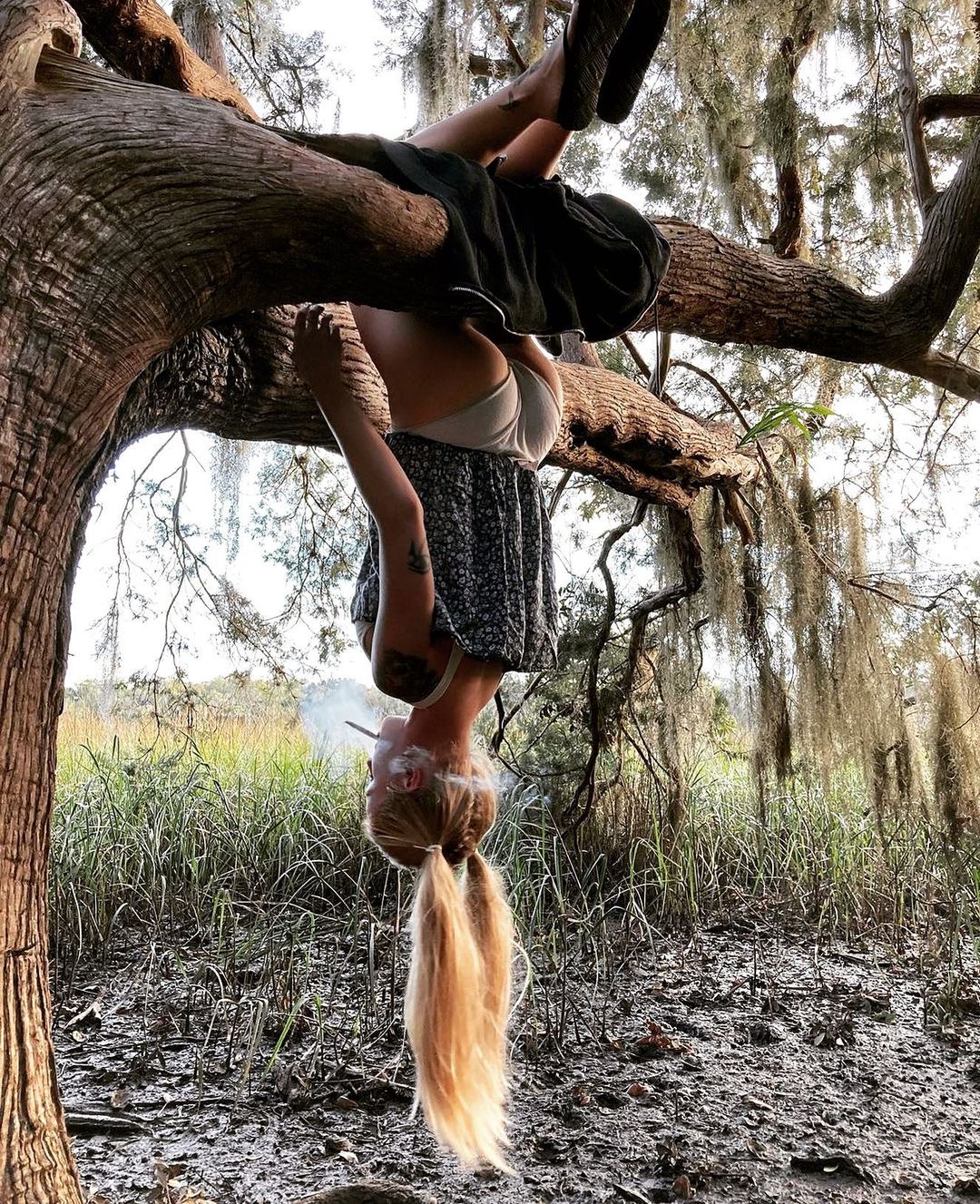 “#GreeNgrub #smokeweedeveryday #ganjagirls #420girls #stonergirl #cannabis ...