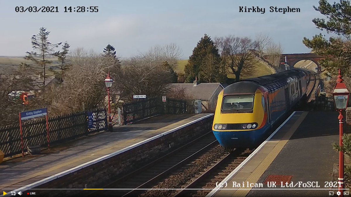 comunityrailman's tweet image. 43058 &amp;amp; 43059 captured on the @foscl @railcamlive camera at Kirkby Stephen on the return working of 0Z44 Carlisle to Crewe Holding Sidings today. @nodrogvlogs @northernassist @watfordgap @Kazza_belle @TheBenthamLine @geraldtownson #SpottingFromHome #RouteLearning