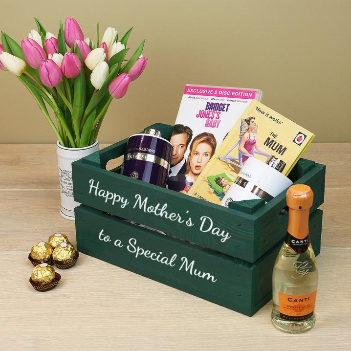 Plantabox's tweet photo. Mothers Day - Massive 15% Off! - https://t.co/5sIYebs3Lm - Make sure mum has a wonderful day. Use Code: PBXMUM21 for a massive 15% discount on our Personalised Mother's Day Gifts range until March 14th 2021 (UK Mainland Orders only.) Please share to help us reach more people. https://t.co/Xps77gnhqJ