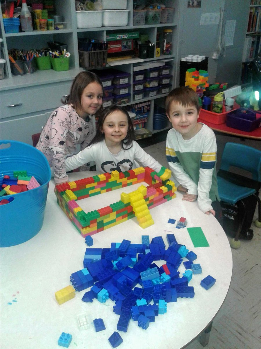 Day 7: Each day I will post a picture from a day in the life of an educator, without explanation, and nominate another to take the challenge. That’s 7 days, 7 pics, 7 nominations. I was nominated by <a href="/Eunok_Jade_Kim/">Jade Kim</a> Let's spread some teacher ❤️!