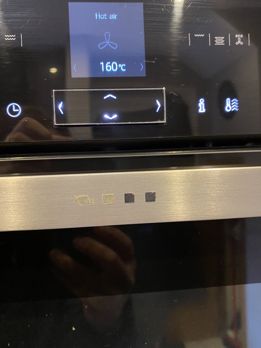 cla1r1e's tweet photo. @NEFFHomeUK Hi, is it possible to get replacement stickers for this? Just wiping with a cloth has caused the branding to come off. My larger oven branding is fine. https://t.co/pyzjmfWMME