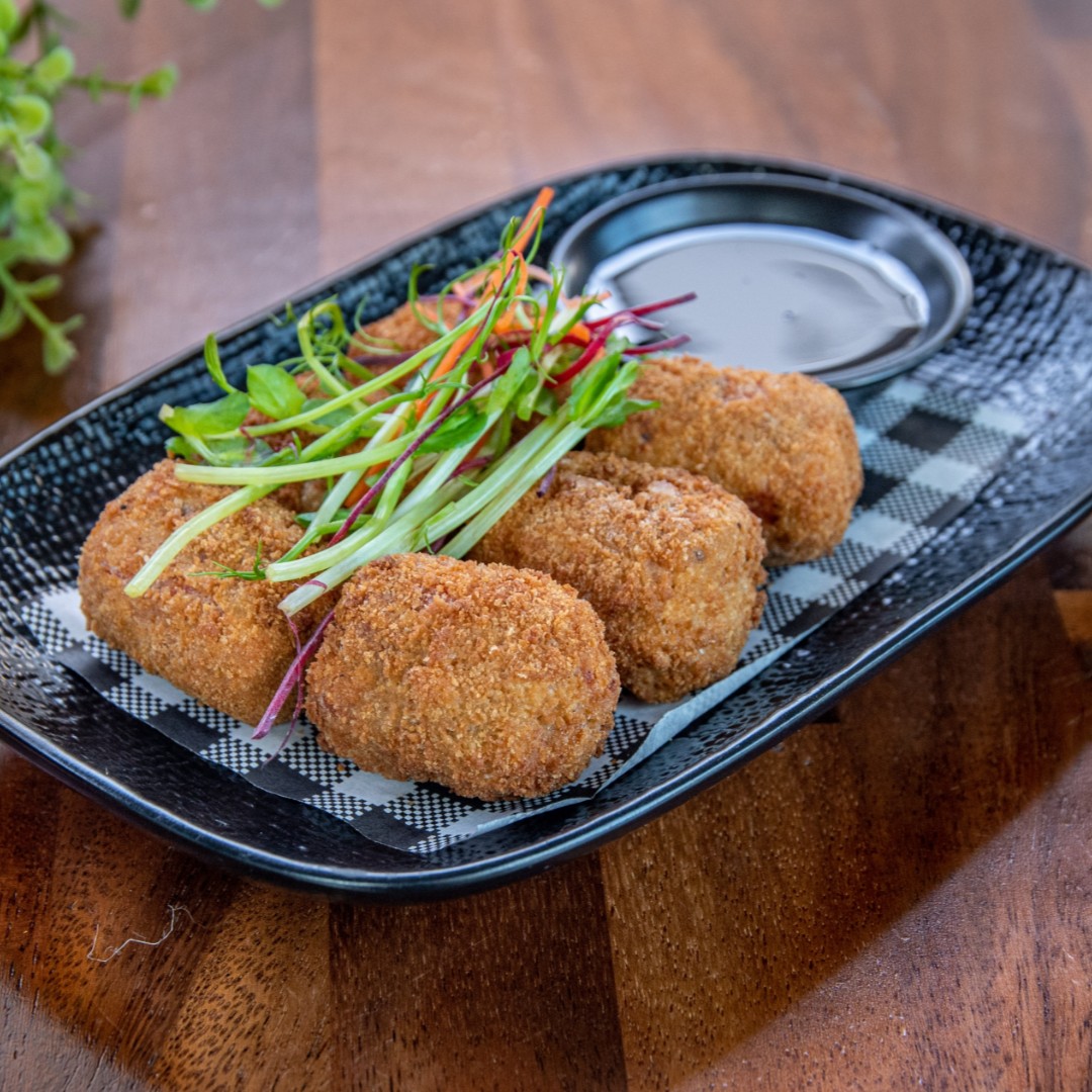 How good do these Goat's Cheese &amp; Beetroot Croquettes look? Find them on the menu at Prince Lane Bar this Saturday for the Urban Wine Walk and enjoy on the rooftop with a glass of CALNEGGIA Prosecco Rosé in hand! 😍 🍾🥂