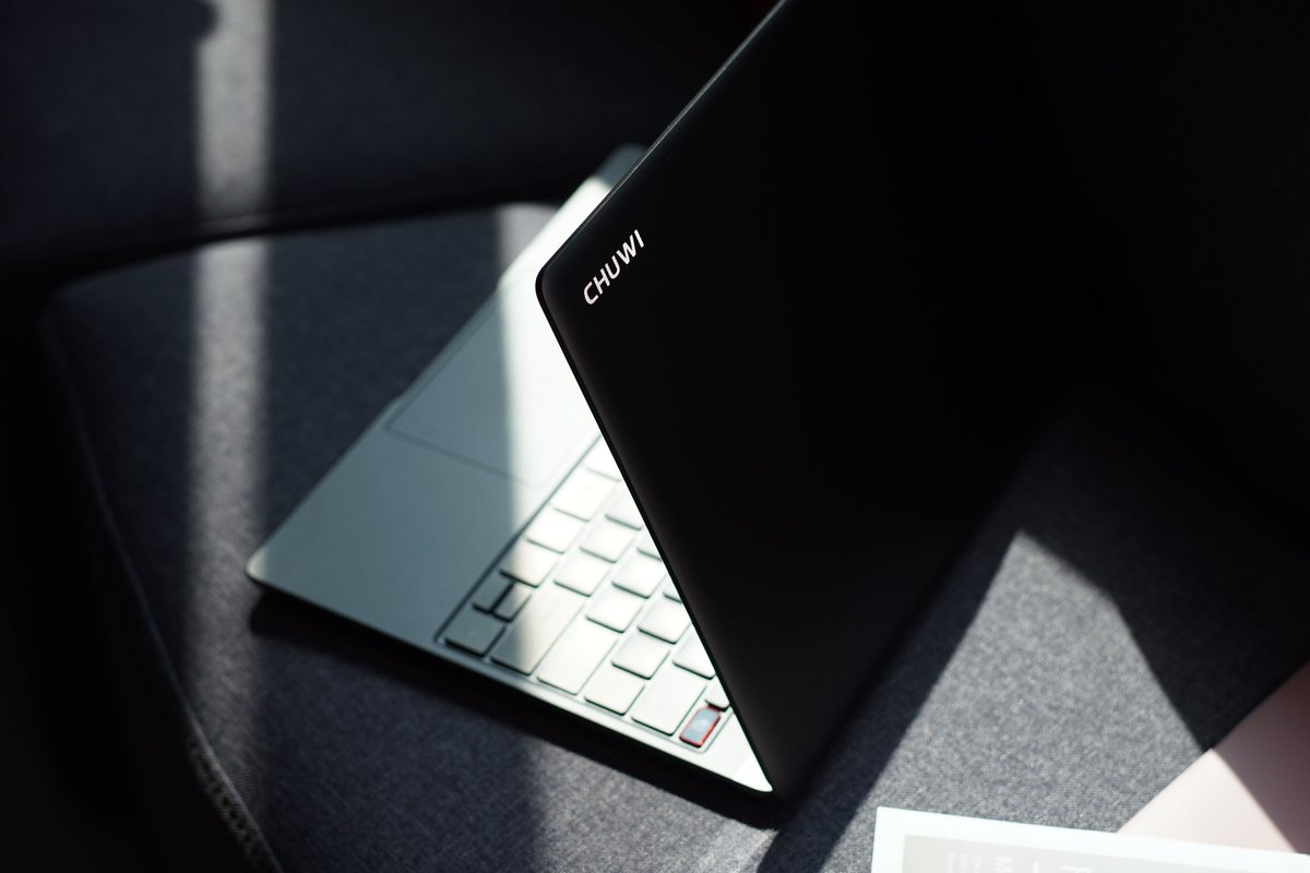 chuwidotcom's tweet image. 💻Take your productivity to a new level with #CorebookPro,  featuring an 11th Gen Intel Core i3 processor for 2.4GHz frequency and 28W Thermal Design Power for outstanding performance and high efficiency.
Check it out: bit.ly/2GF70lj