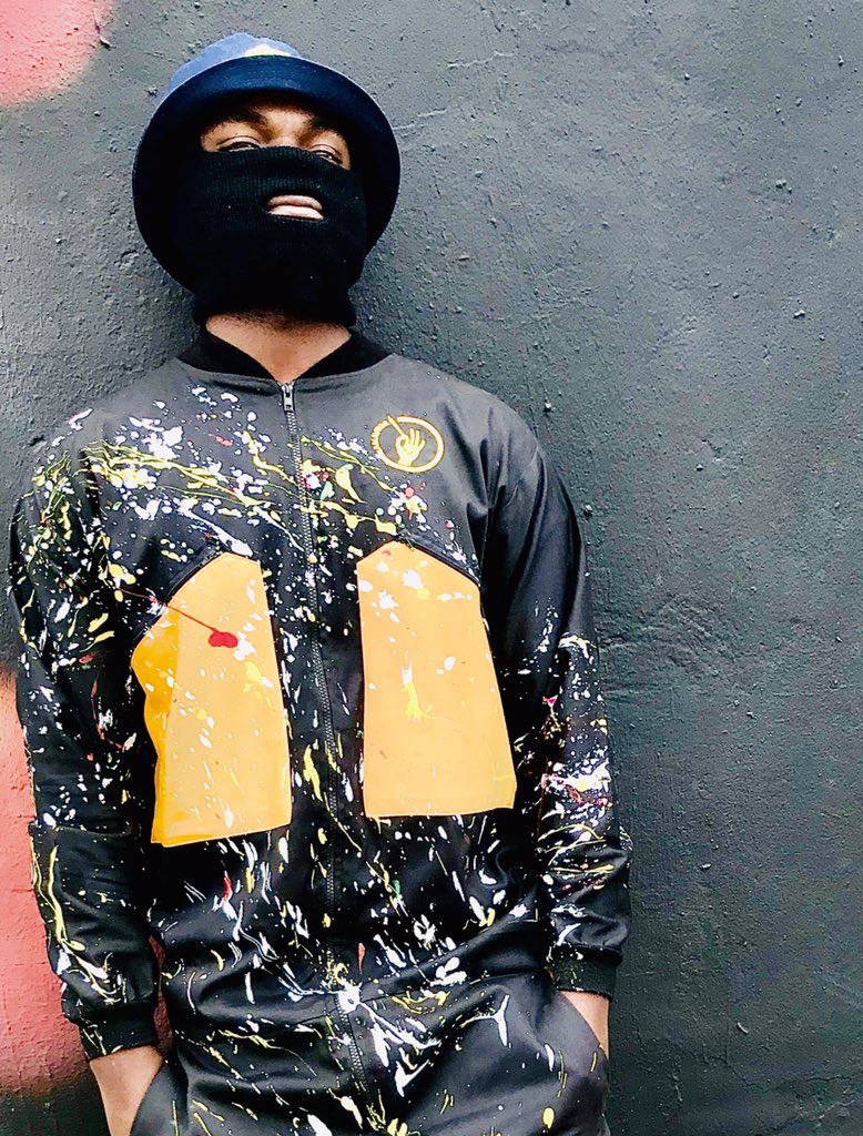 amavege's tweet image. @amavege clothing local brand. Classic, funky and smart.

#hamiltonndlovu,  #nomzamo,  #vintage, #supportlocal , #MalemaaTurns40, #WeDoMoreWednesdays, #HappyBirthdayCIC,  #WednesdayMotivation, #wednesdaythoughts, #airtime, #santon