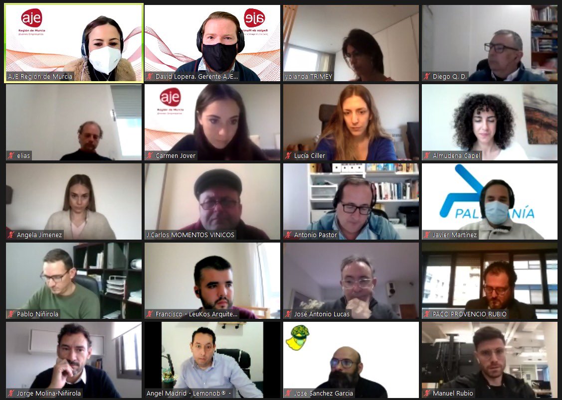 AJERegionMurcia's tweet photo. ✔️ Nuestros mentores senior han ayudado a varios emprendedores dándoles algunos tips para 🔝 impulsar su #negocio. 

🥳 ¡Os esperamos en el próximo #SuperCafe! https://t.co/vWiiVoGHNV