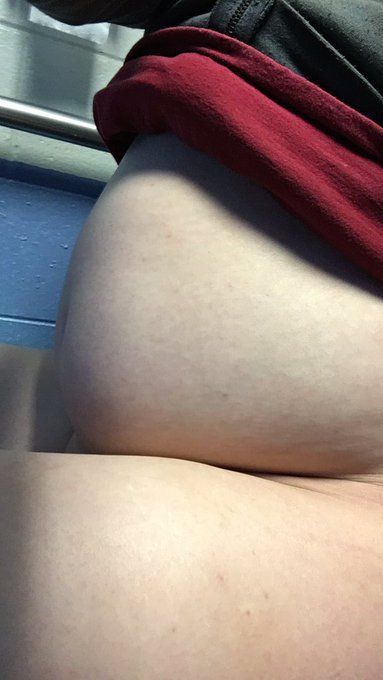 Here&rsquo;s my late picture for #tummytuesday #grommr #feedee #bellylove #weightgain https://t.co/ES2vxtt<a href="/tag/tummytuesday"class="tags">#tummytuesday</a><a href="/tag/grommr"class="tags">#grommr</a><a href="/tag/feedee"class="tags"><span>#feedee</span></a><a href="/tag/weightgain"class="tags"><span>#weightgain</span></a><a href="/tag/bellylove"class="tags"><span>#bellylove</span></a>