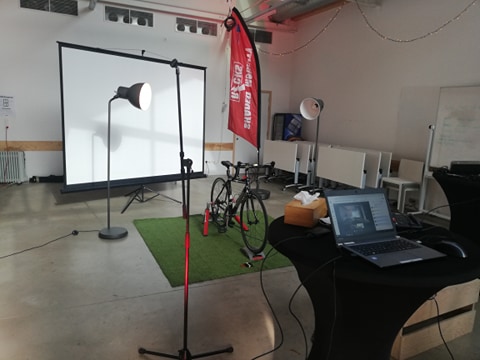 Autodelen_net's tweet image. 24 hours, 12 rockings sessions in 10 international studios, 67 speakers &amp;amp; more than 1.100 participants from over 65 different countries! 
From our studio in Ghent we are hosting the - already- legendary edition of Shared Mobility Rocks. Let&apos;s ROCK AROUND THE CLOCK!  #SMR2021