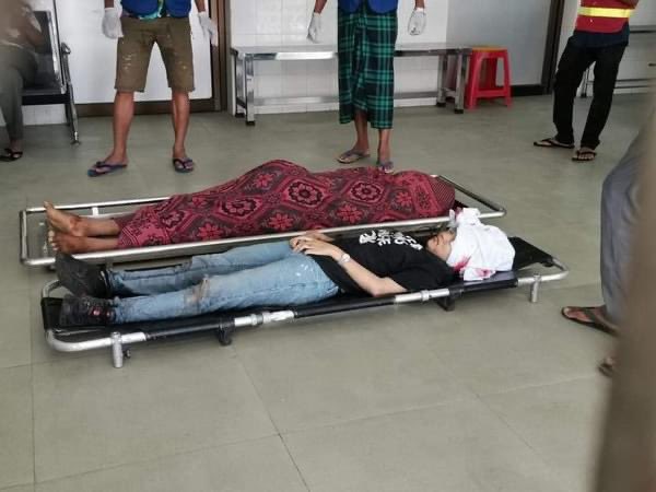 JulyKharr's tweet photo. As a foreign reporter said, current situation in Myanmar is neither war zone nor battleground. It’s clearly a massacre, killing unarmed civilians intentionally by state-sponsored terrorists. https://t.co/6Y0HhpMvVH