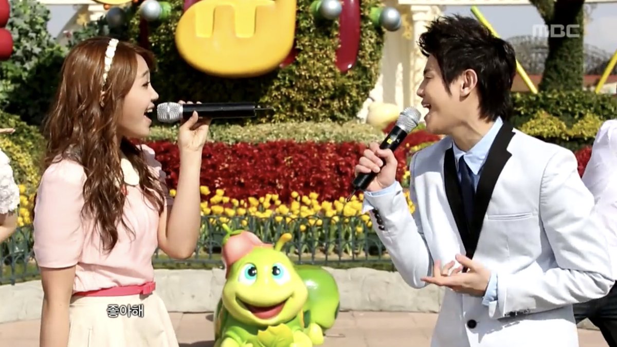 hlsyux's tweet photo. LOVE DAY                               LOVE DAY
2012                                         2021 https://t.co/7dGoaEi8iv
