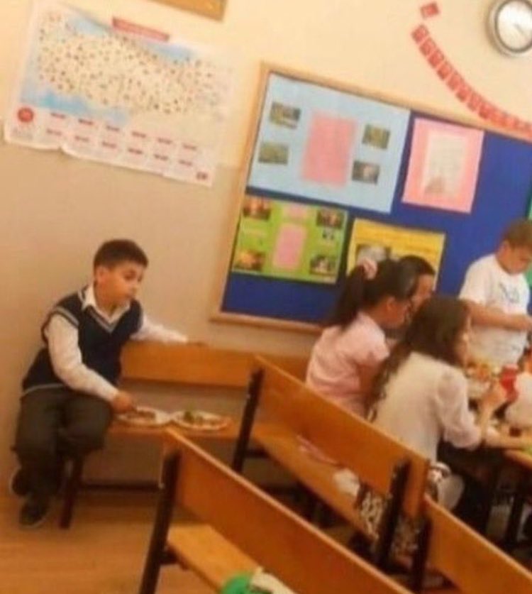 TaskitHalil's tweet image. Aynen iyi ki kalkti yasaklar arkadaşlarımı özlemişim