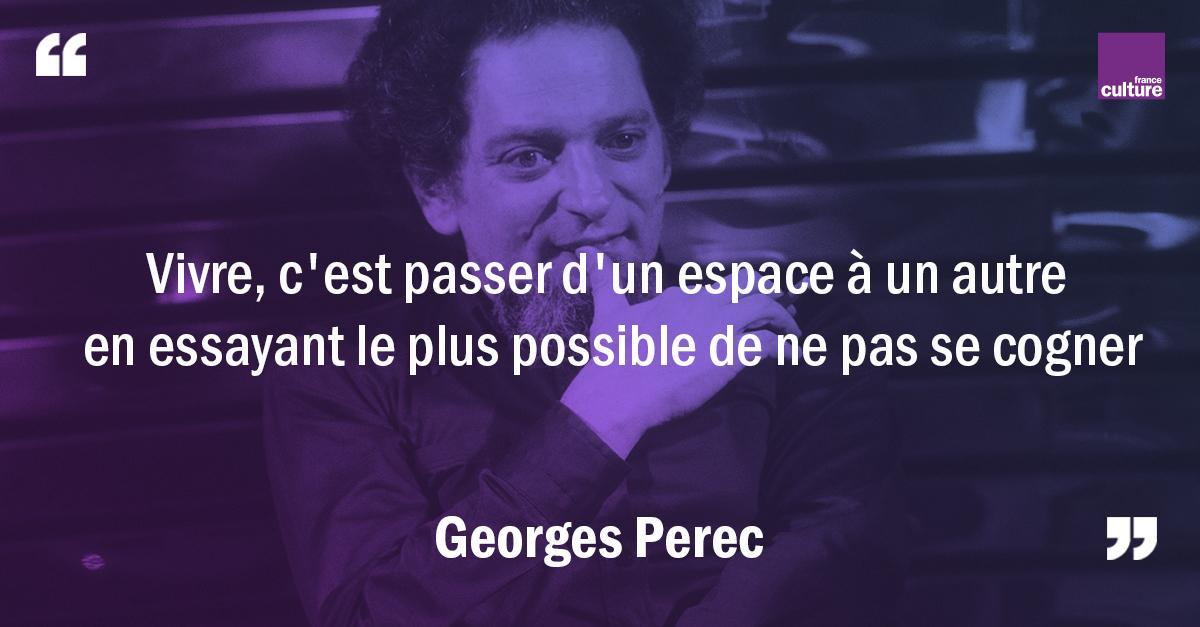 3 mars 1982 : mort Georges Perec, magicien de la langue française. Son oeuvre, c'est une architecture savante, encyclopédique qui épuise les mots pour bâtir cette vaste maison dont les murs sont composés de bibliothèques et où il fait bon s'installer franceculture.fr/emissions/les-…