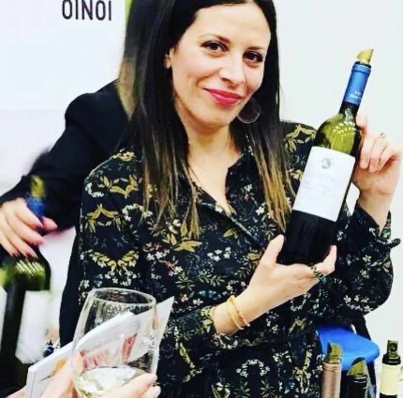 WinesDirect's tweet photo. Join us on Instagram Live @winesdirectirl - Friday @ 7:30pm! @GarKeogh is talking w/Emma Paterianakis. She &amp; her sister Nikki run Domaine Paterianakis in Crete. We’ll taste their wine &amp; hear why they create wine w/ women in mind. *Their wine is in the Women of the Vine case. * 🤩 https://t.co/bBvGWQXotA
