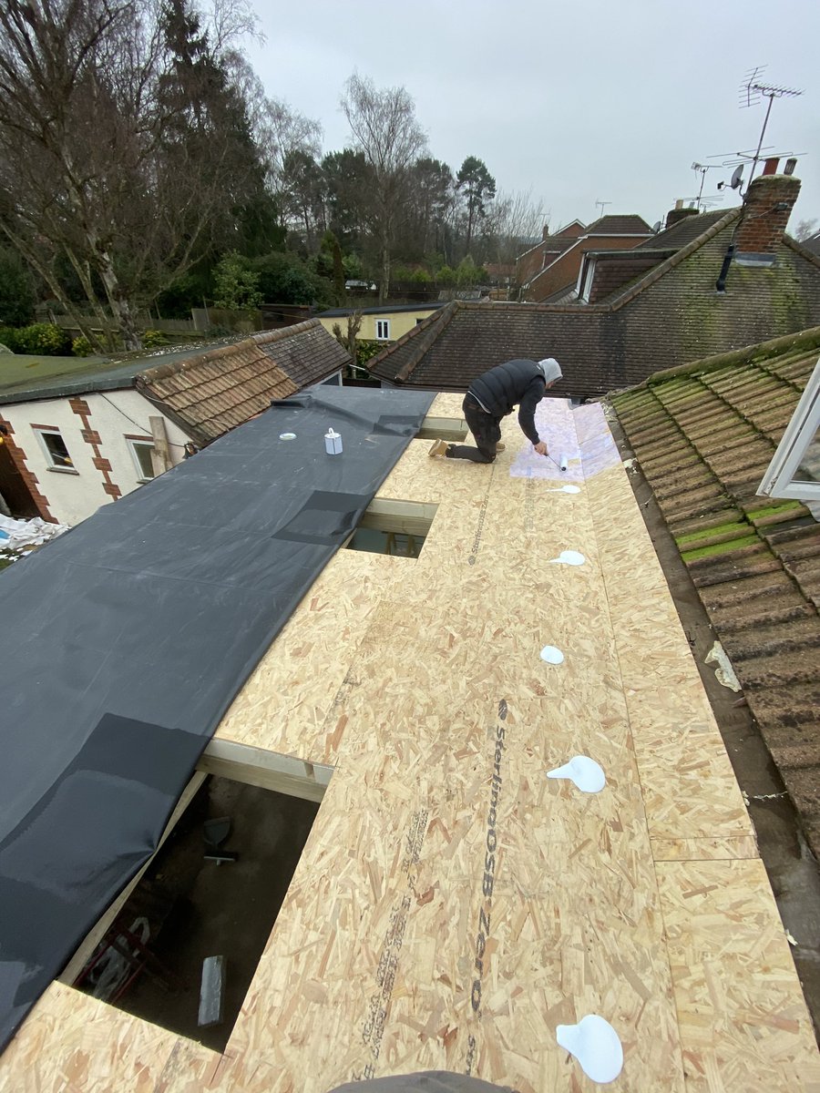 Have you ever wondered what your house is made of? 

Wonder no more! Read our latest blog to find out... 

#dnabrickwork #brickwork #hampshirebuilders #hampshire #electrician #construction 

dnabrickwork.co.uk/blog/whats-you…