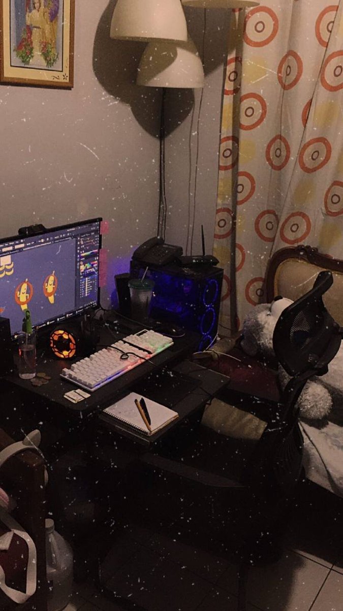 dindeerandom's tweet image. How it started                  How it's going
———————————————
#pinksetup #pinkcomputer #pinkpc #girlysetup #kawaii #kawaiiaesthetic #pink #illustrator #kawaiigirl #pinkvibes #pinkaesthetic #kawaiistyle #workstation #pcbuild #sailormoonredraw *huion tab still in warranty :&amp;lt;