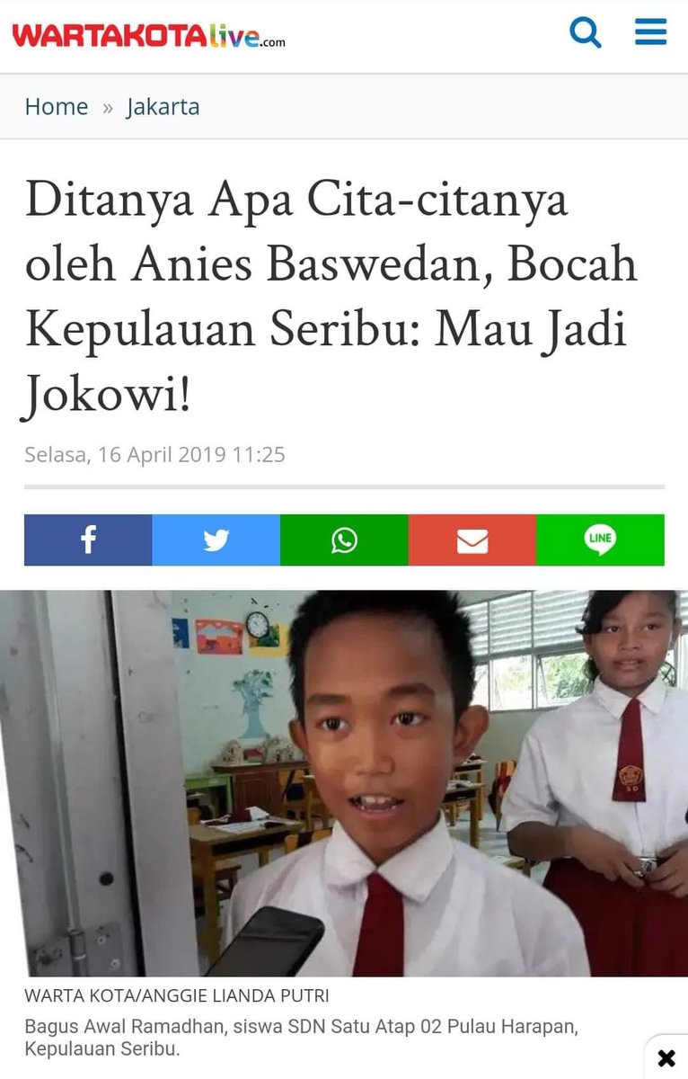 Pengen Ketawa, Takut Pak <a href="/aniesbaswedan/">Anies Rasyid Baswedan</a> Tersinggung. 😎

Bocah yang Cerdas.!!! 👍🏻
👉🏻 Ditanya Apa Cita-citanya oleh Anies Baswedan, Bocah Kepulauan Seribu: Mau Jadi Jokowi.! 

wartakota.tribunnews.com/amp/2019/04/16…