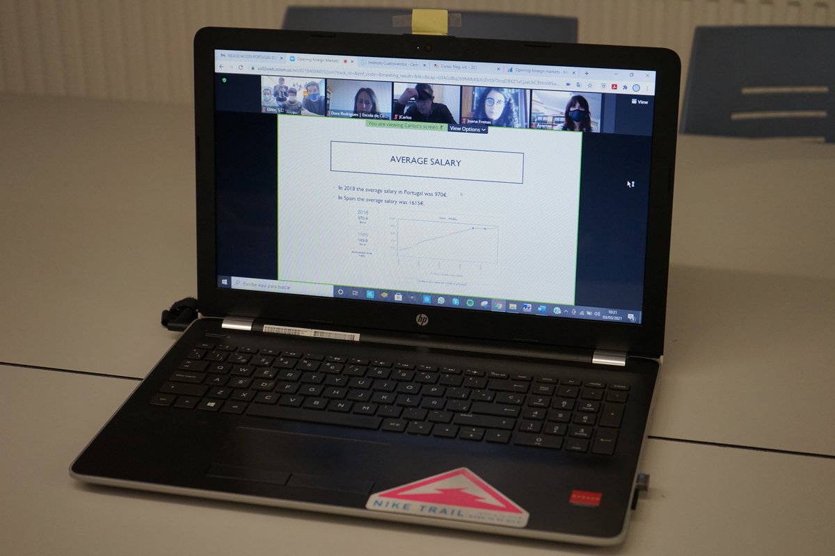 Opening Foreign Markets, proyecto <a href="/eTwinning_es/">eTwinning España</a> en el que Cuatrovientos colabora con una escuela de comercio de Portugal, <a href="/EComercioPorto/">EscolaComércioPorto</a> 
#somoscuatrovientos