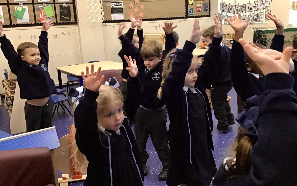 HolyNamePrimary's tweet photo. Reception taking part in #WakeUpWed 🏃‍♀️🏃💪 
Thank you @Liverpool_SSP https://t.co/coJAxWBpNQ