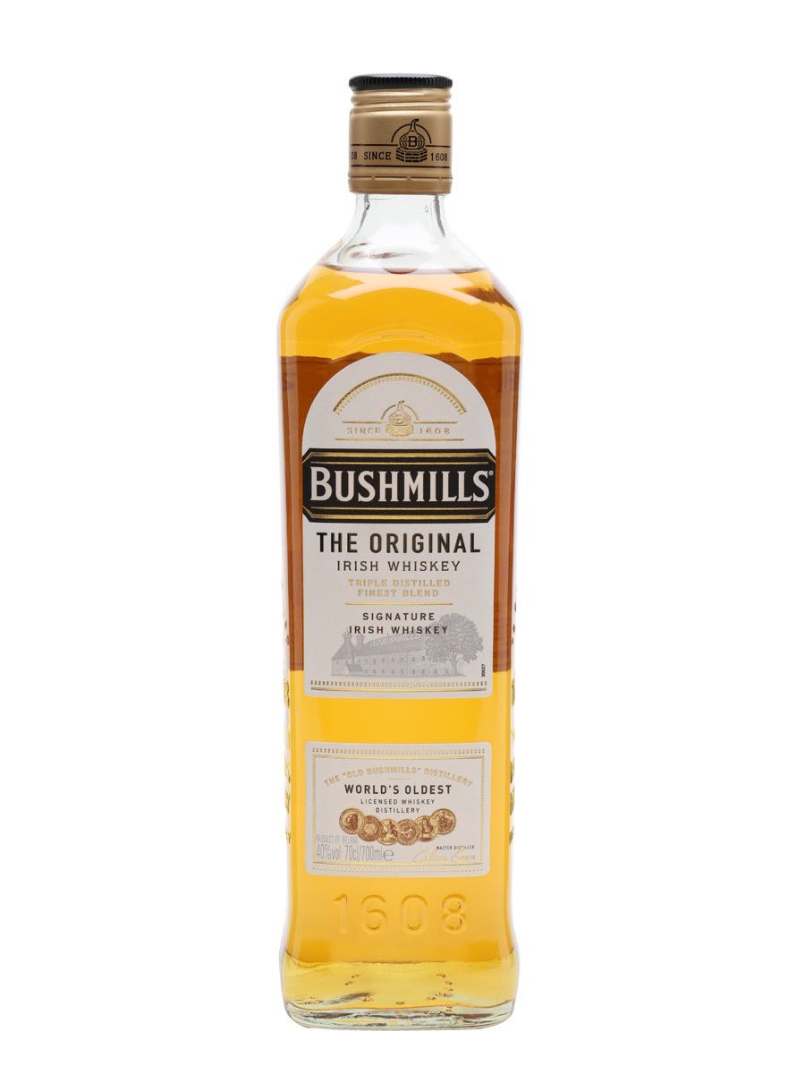 MichalMoch87's tweet photo. Dziś przypada Międzynarodowy Dzień Irlandzkiej Whiskey. 

Czy wiesz, że irlandzka whisky musi dojrzewać co najmniej trzy lata, zanim będzie można ją nazwać whiskey. Jest potrójnie destylowana. Sláinte w języku irlandzkim oznacza „na zdrowie”. 

Czy macie jakąś ulubioną whiskey? https://t.co/KcIcmwARQr