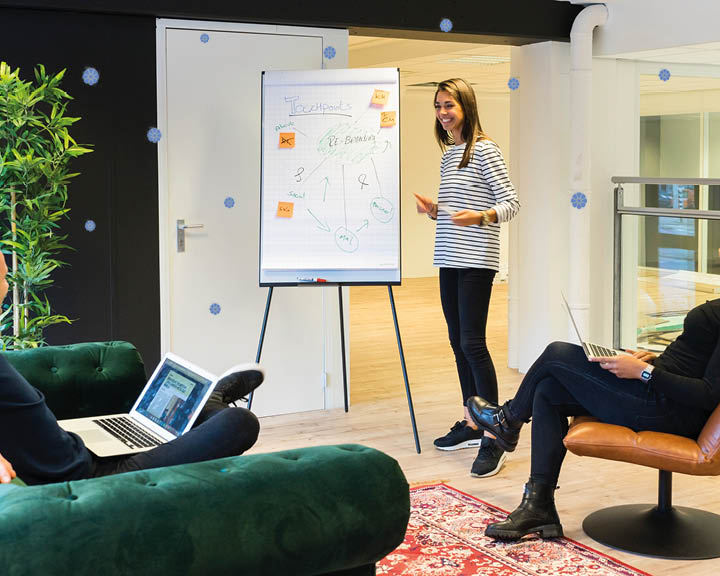 Marguerite purifie vos espaces 
intérieurs en toute discrétion. Travailler en toute sérénité grâce à 
nos purificateurs d’air Origine France Garantie. 

#AirPurify #AirSain #Bienetre #Santé #Travail #Covid19solution