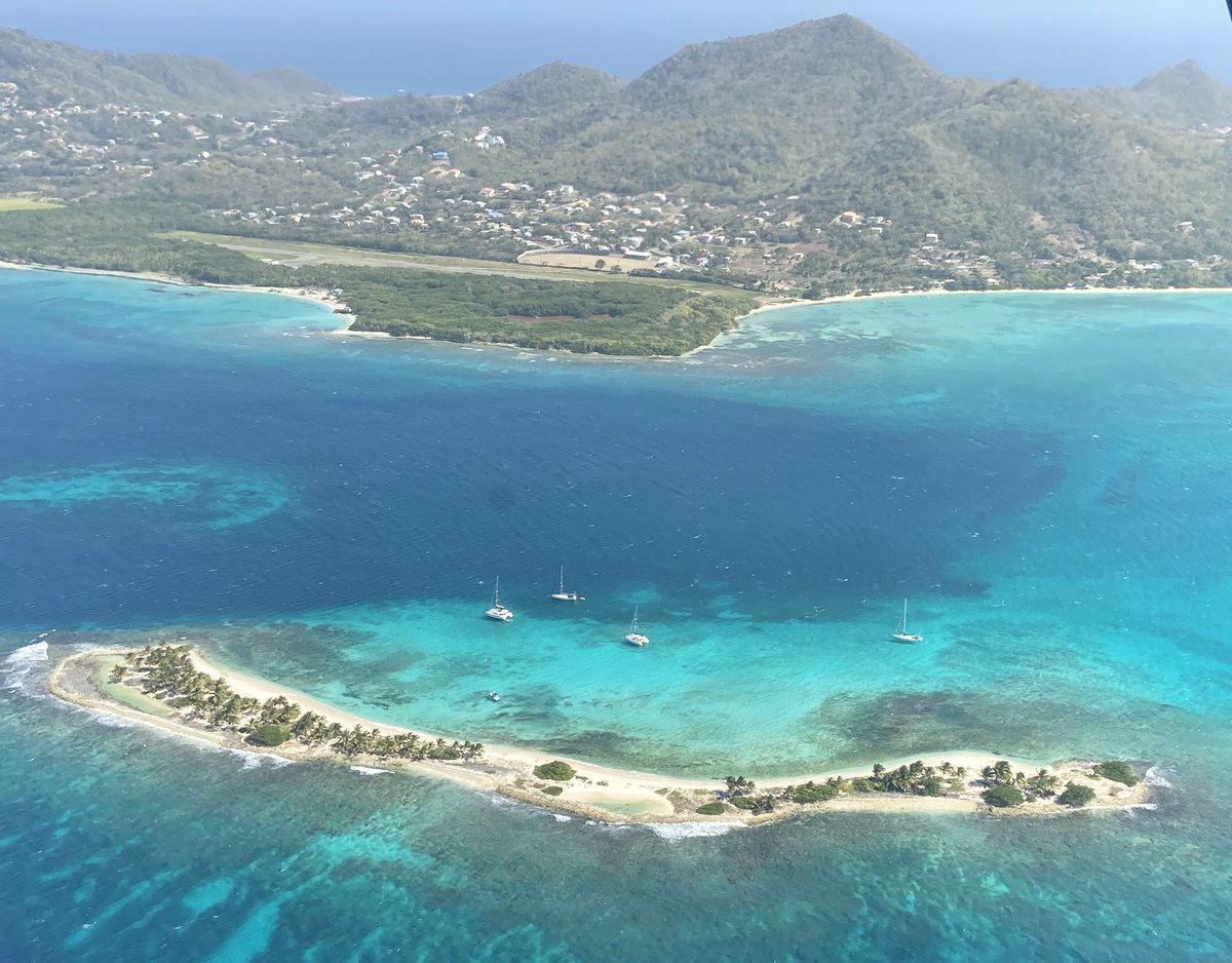 PCarriacou's tweet photo. #March dates #Available https://t.co/KDkcThXoii