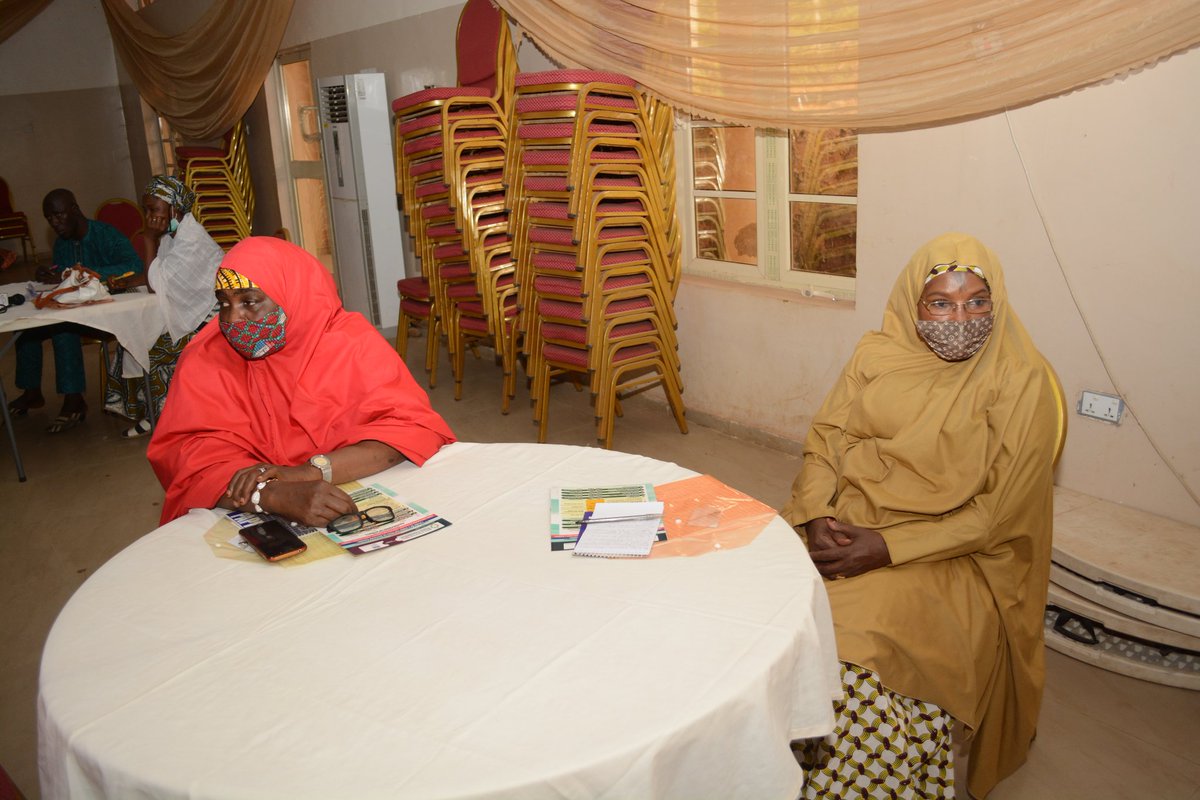 ParaMallam's tweet photo. 02.03.2021
The @ParaMallam Peace Foundation organized a roundtable discussion which brought together Religious, Traditional, Community Leaders and Members to deliberate ways of ushering sustainable peace in Southern Kaduna.
#IPeaceSK #Peace @GuardianNigeria @ClementKuliyak https://t.co/aAeP2eO3jw