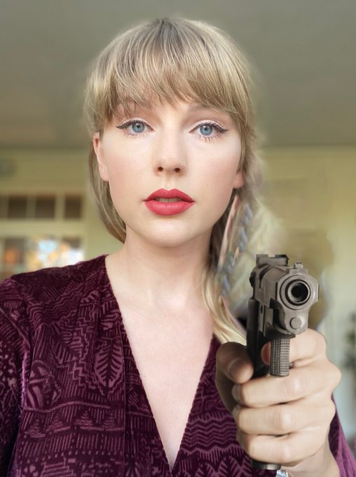joeh4213's tweet image. #TaylorSwiftIsLovedParty
if u dare say something bad about this woman...