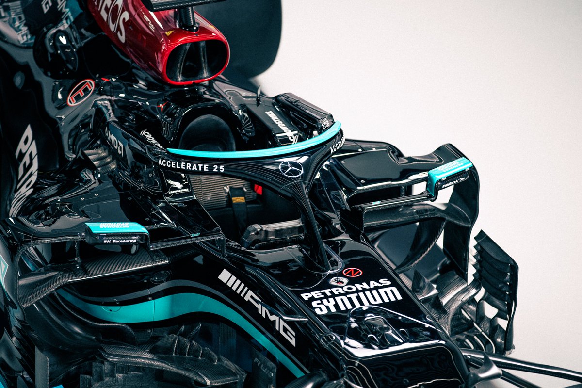MercedesAMGF1's tweet image. When you realise we get to look at this beauty all year long. 🥰🖤