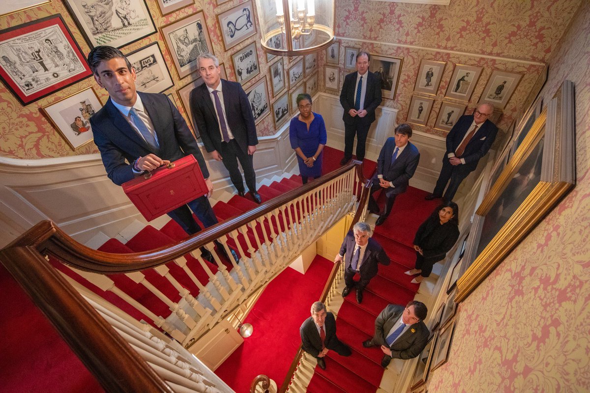 The toilet queue in Spoons