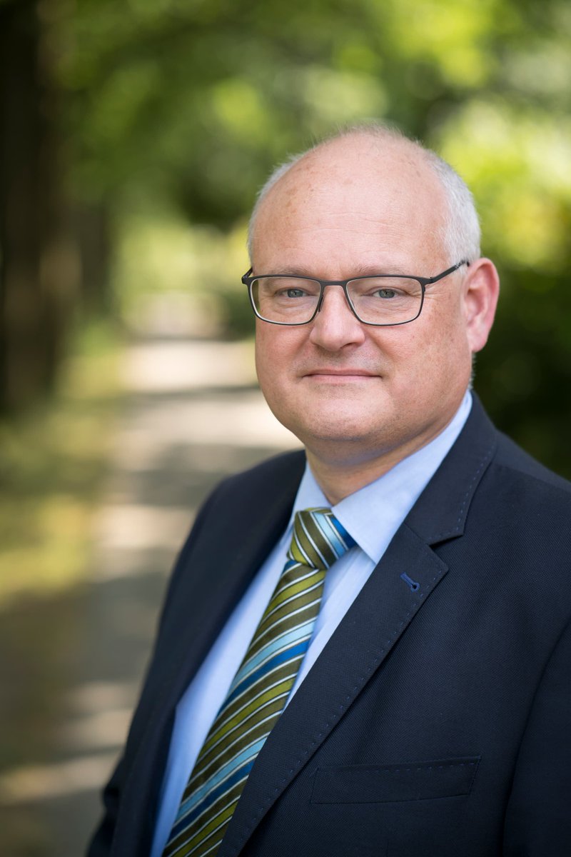 #Dijk15 | Het college schrijft één keer per maand een column in de #Uitstraling. Herkenbare verhalen over, door en voor mensen uit onze gemeente. Vandaag Steven Kraaijeveld aan het woord over ‘Bouwen, bouwen en nog eens bouwen’. Lees het hele artikel via bit.ly/3rdFc9B