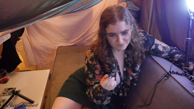 Finally editing the livestream from Valentines, it'll be viewable from tomorrow!  What do you think happened