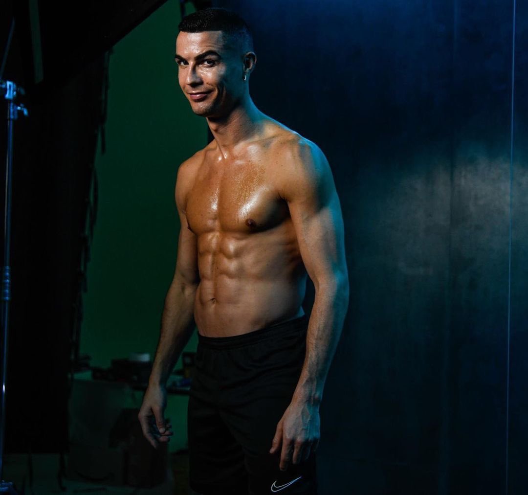 CR7 - Cristiano Ronaldo cover image