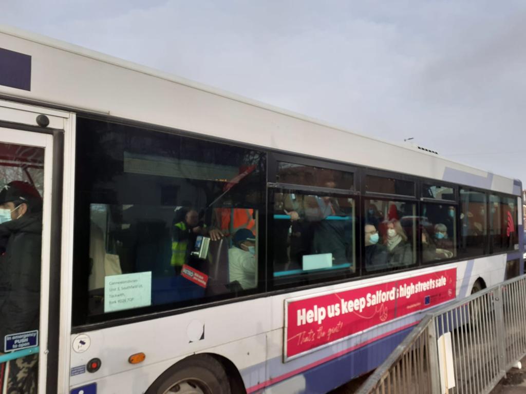 Unite_NorthWest's tweet image. ⚠️ @gnwbus ‘rogue bus service’ breaching #COVID19 health and safety rules as passengers are forced onto dangerously overcrowded buses risking their health and all residents in Greater Manchester.

Read more here: unitetheunion.org/news-events/ne…

#ManchesterBusStrike #NoGo #CovidSafety