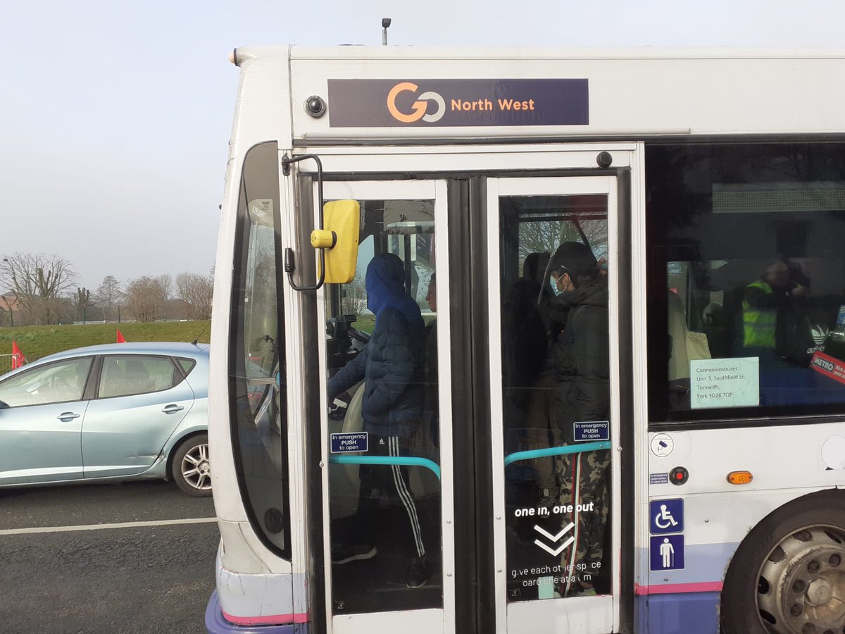 Unite_NorthWest's tweet image. ⚠️ @gnwbus ‘rogue bus service’ breaching #COVID19 health and safety rules as passengers are forced onto dangerously overcrowded buses risking their health and all residents in Greater Manchester.

Read more here: unitetheunion.org/news-events/ne…

#ManchesterBusStrike #NoGo #CovidSafety