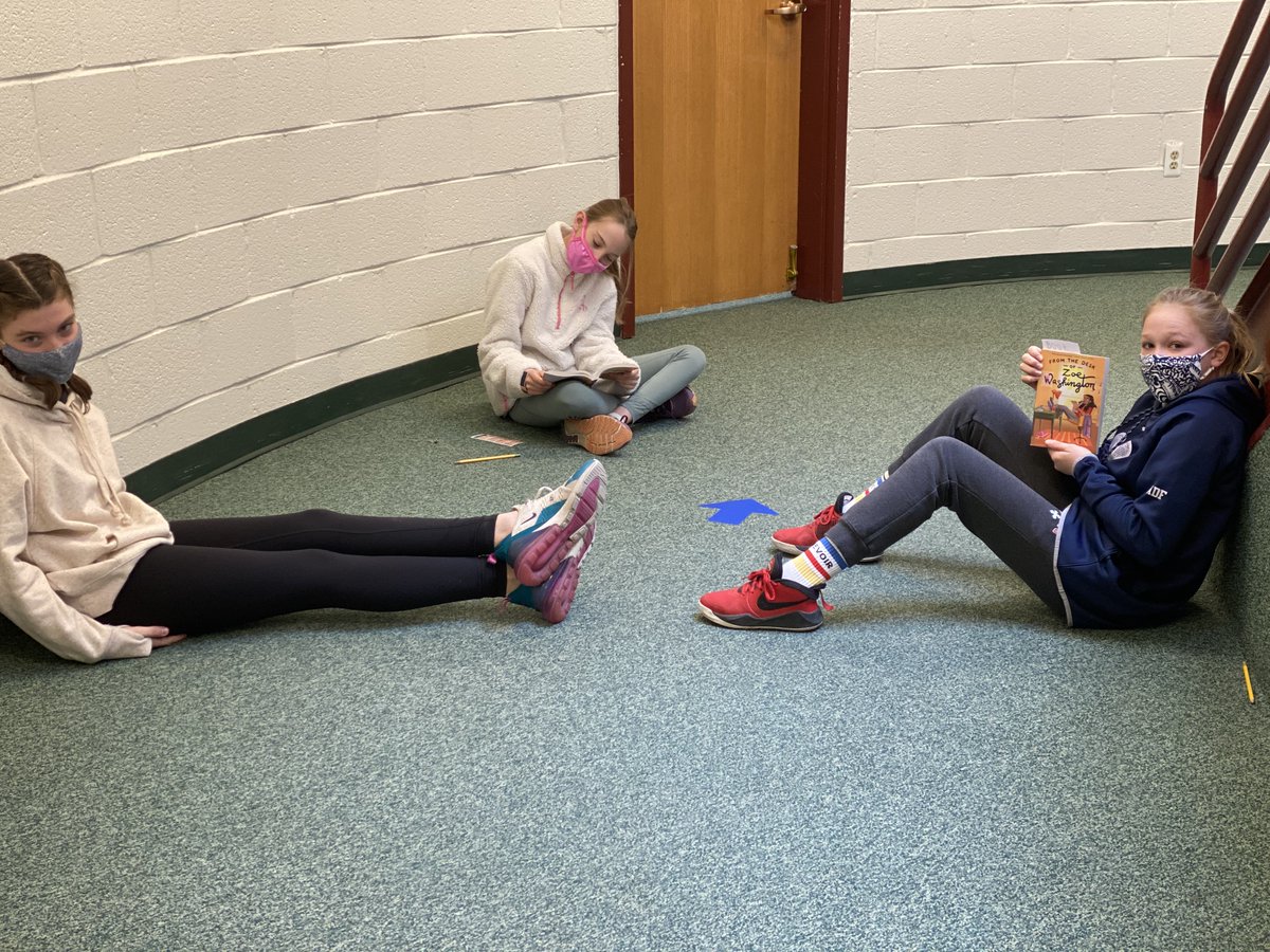 SSSASsaints's tweet photo. Book club meeting! Sixth graders selected a book of interest from a few options--all with the theme of courage. Reading is done on their own and discussed weekly with their group--three 📚 clubs a year. A fun way to get students reading more! #SaintsRead #SaintsConnected https://t.co/zbviB5u753