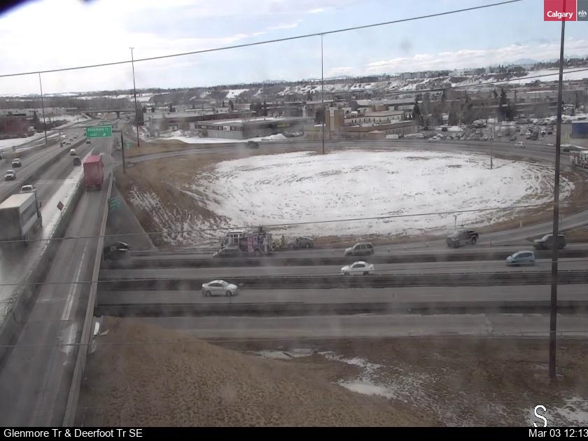 NewsRadioCGY's tweet photo. #yyctraffic Crash on Glenmore Trail at Deerfoot Trail.
Ties up ramp coming off EB Glenmore.. & #InstantVolume is building beyond Blackfoot. https://t.co/EfBz0sok2L