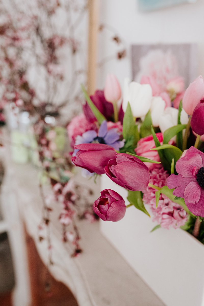 Franci's Flowers tweet media
