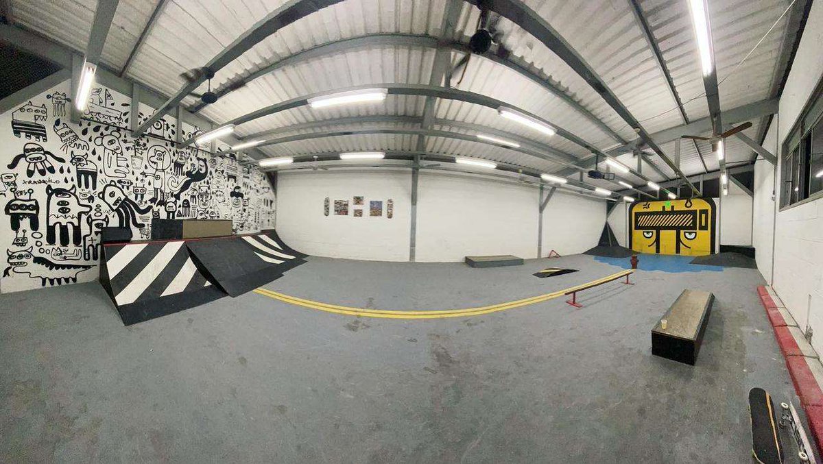 eusoubh's tweet photo. Na onda do skate: BH ganha nova pista.
Localizada no Centro, "Spot Culture" tem a proposta de ser também um local de convivência. Confira! https://t.co/Q1eV4fiOCa
📷 Divulgação https://t.co/E5OyOUY2kt