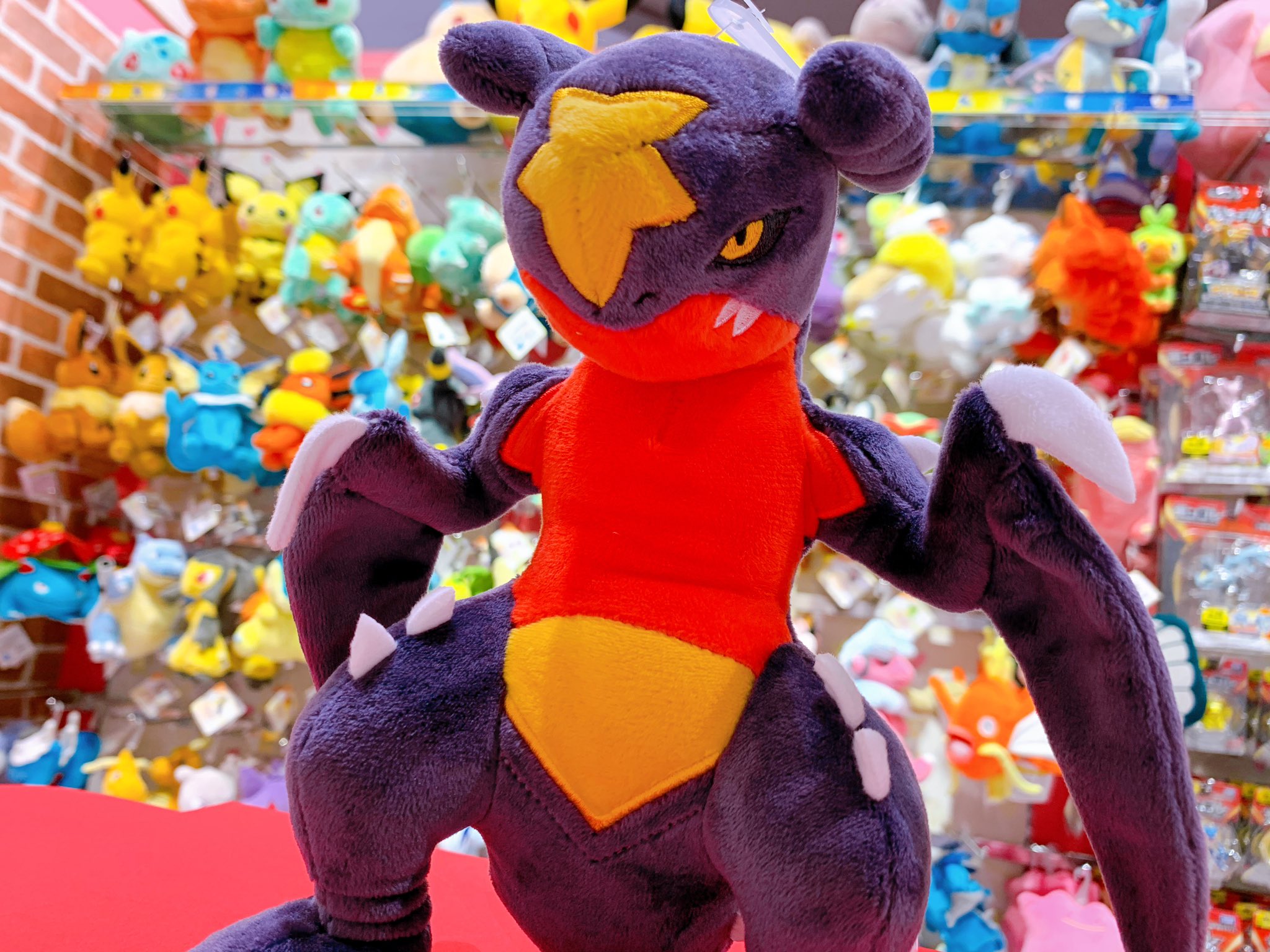 Pmart Shop ガブリアス降臨 ジェット機に負けない速さ マッハポケモン ドラゴンタイプ ポケモン写真 ポケモンイラスト ポケモン ポケモンgo ポケモンセンター ポケモン好きと繋がりたい ポケモン好き キミに決めた キャラクター ぬいぐるみ