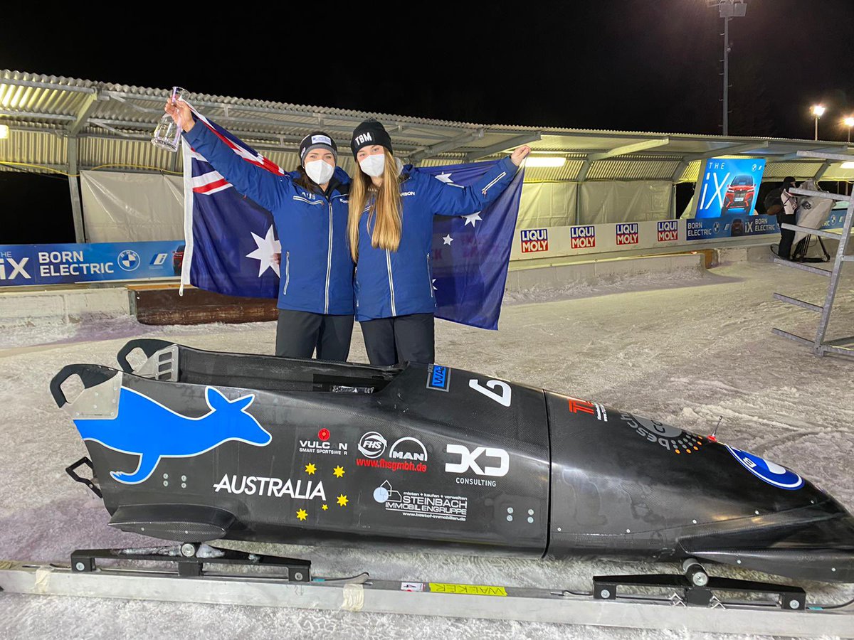 bobsledbree's tweet photo. With the 2020/21 season coming to a close #bobteamwalker would like to thank all our sponsors for their support this season!!! We wouldn’t have achieved all we did without you so THANK YOU 🙏🏼 @OWI_AUS @AUSOlympicTeam  #bobsleigh #teamaus #bobsledbree https://t.co/6UN1rBhsF9