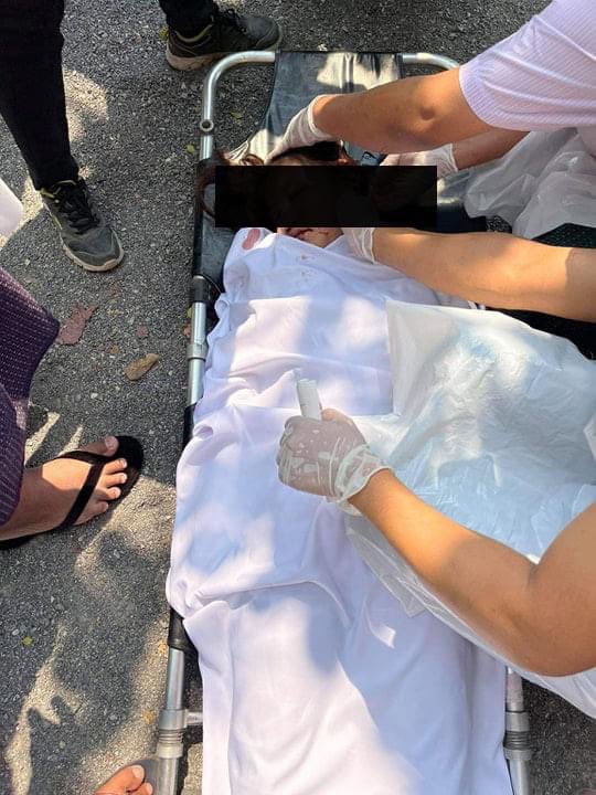 NanneaintH's tweet photo. A 19 years old girl and 32 years old man were reported dead in Mandalay, one due to head shot and one chest shot from junta led terrorists. 📣  #WhatsHappeningInMyanmar #Mar3Coup #MilitaryOrganizedCrimes https://t.co/M3ByYN5OMo