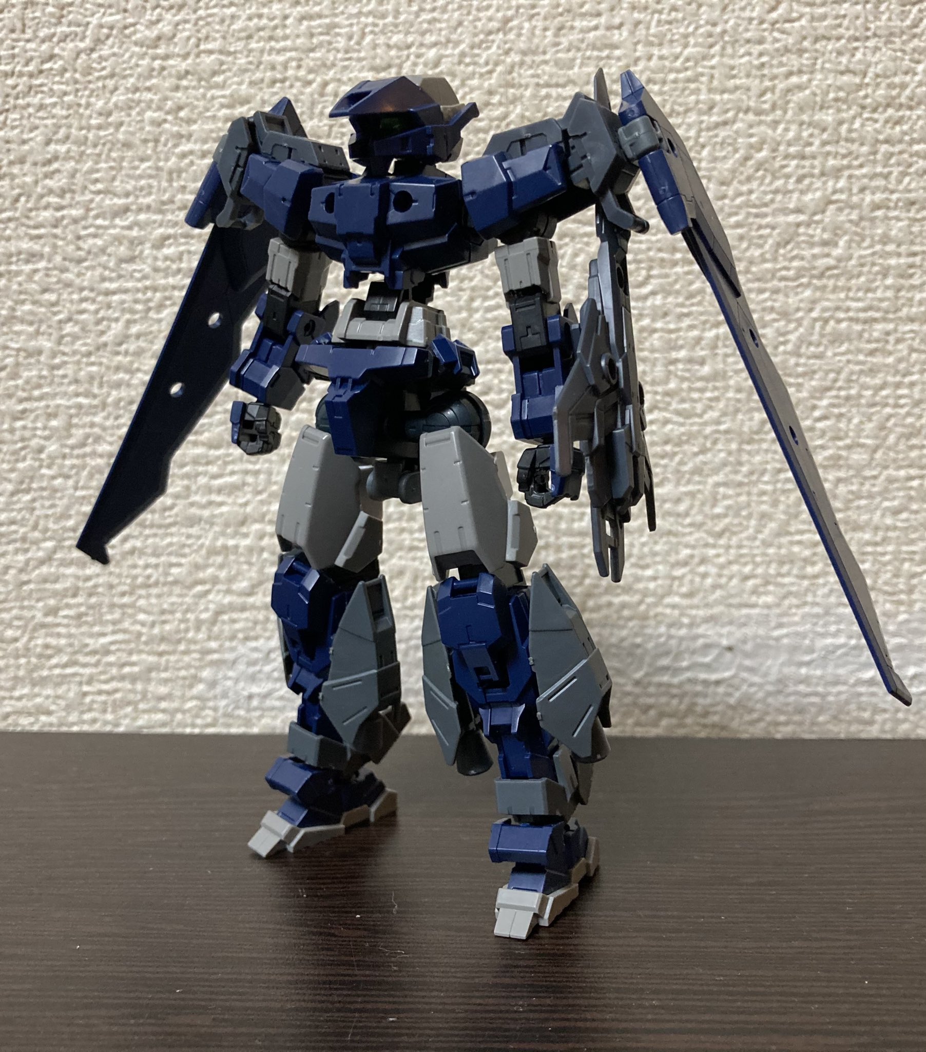 二弾 30mm 可変機の基礎構造ができた 盾以外差し替えなしの完全変形です 初めての可変機にしてはかなりいいのでは T Co Ope90d9jhg Twitter